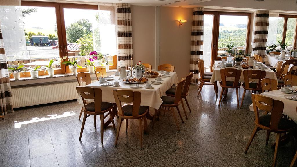 Rhön-Hotel Sonnenhof - Restaurant&Café Poppenhausen Exterior foto