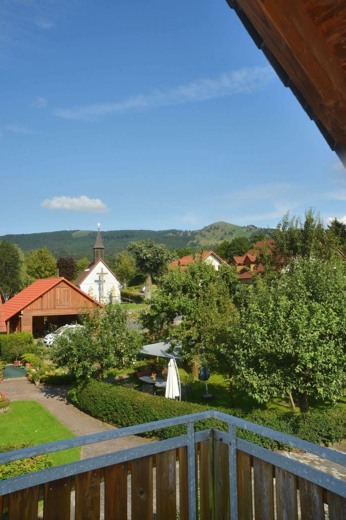 Rhön-Hotel Sonnenhof - Restaurant&Café Poppenhausen Exterior foto